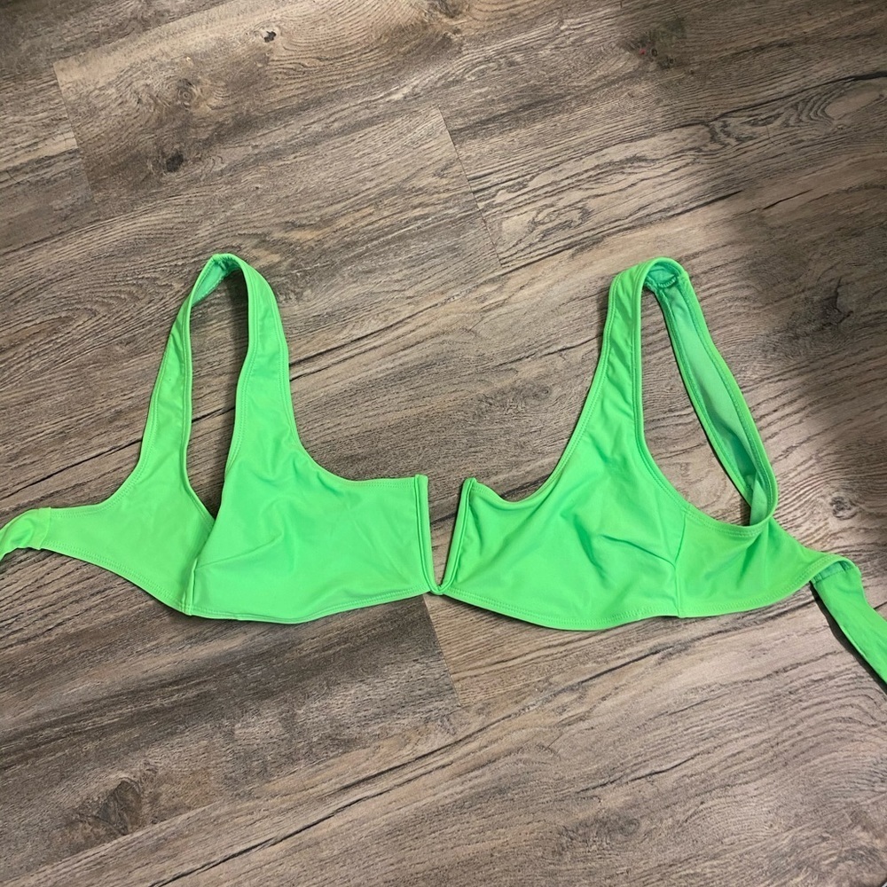 Neon wired V front swim top